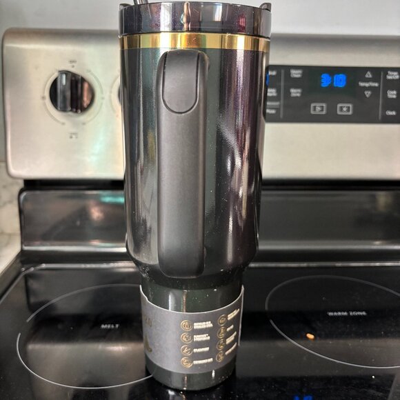 Wicked x Stanley Elphaba: For Good Tumbler - Picture 2 of 8